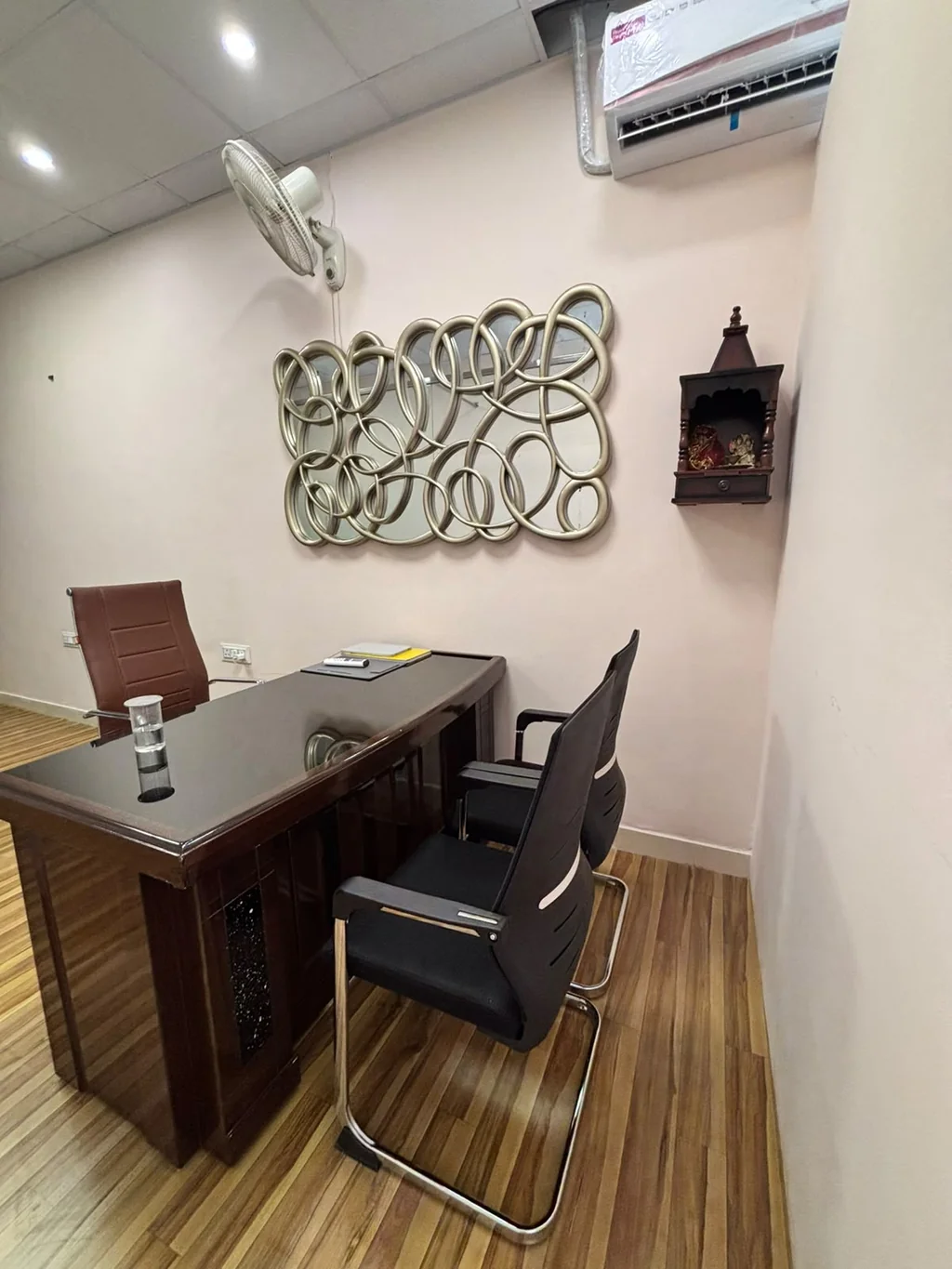Private consultation room at De Nest Fertility & IVF, Faridabad